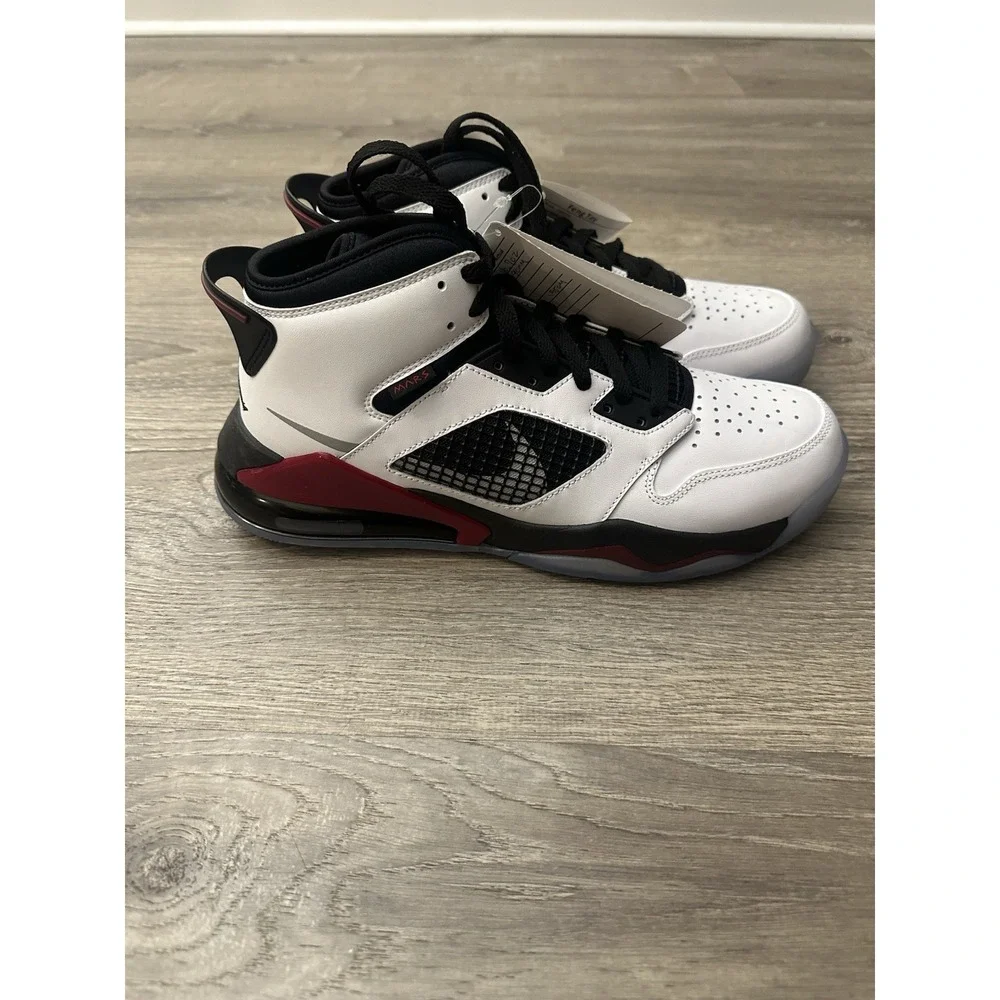 Size 9 - Air Jordan Mars 270 Fire Red